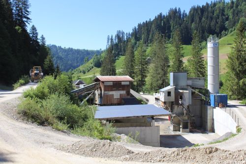 Schächli Kies Und Beton AG (2)